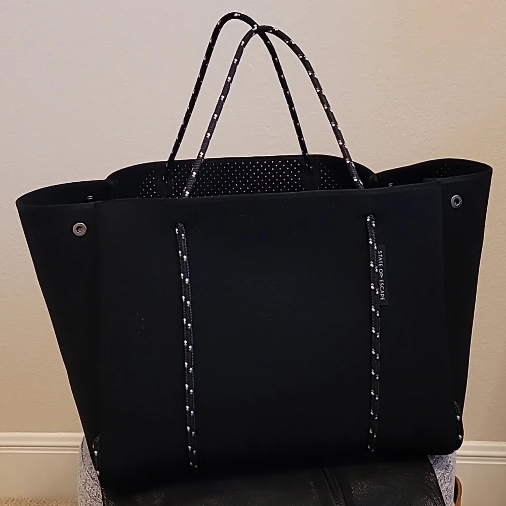 State of Escape, Escape Tote Bag - Picture 4 of 10